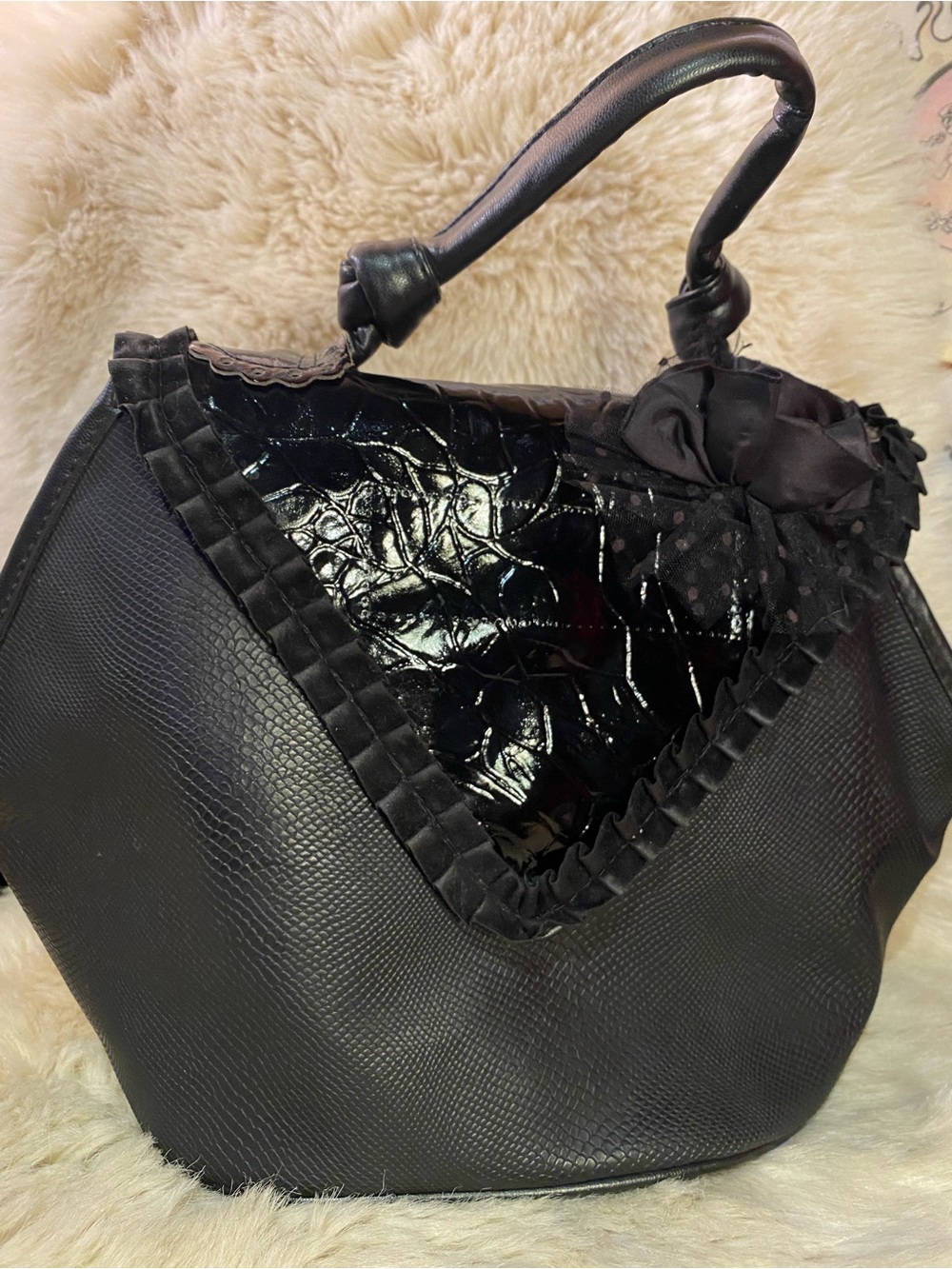 Elegant Black Women's Shoulder Tote with Patent Croc Accent